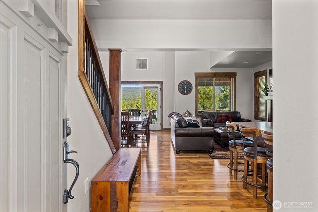 131 Big Hill Drive, Cle Elum, WA 98922