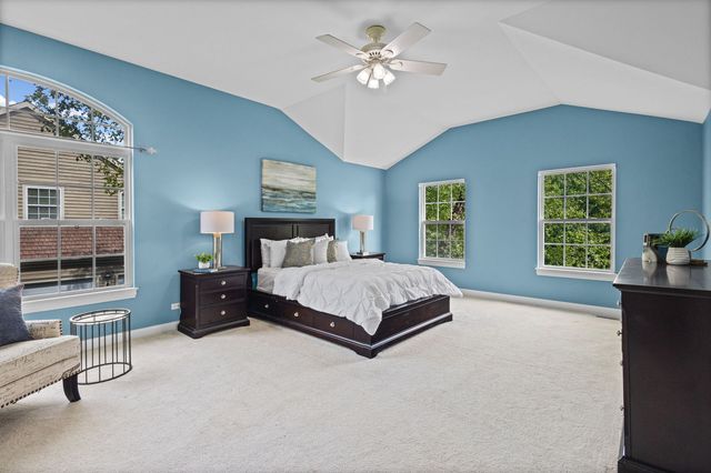 309 Morgan Lane, Fox River Grove, IL 60021