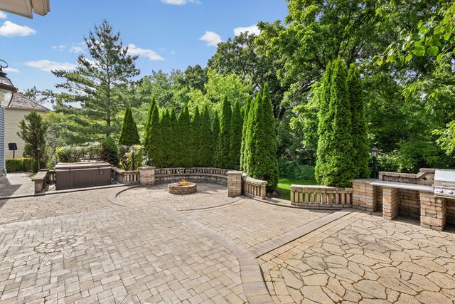 309 Morgan Lane, Fox River Grove, IL 60021