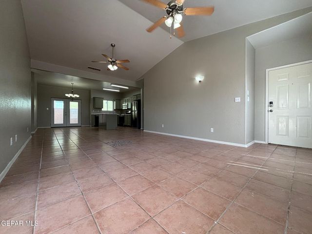 3301 TIERRA ESPADA Drive, El Paso, TX 79938