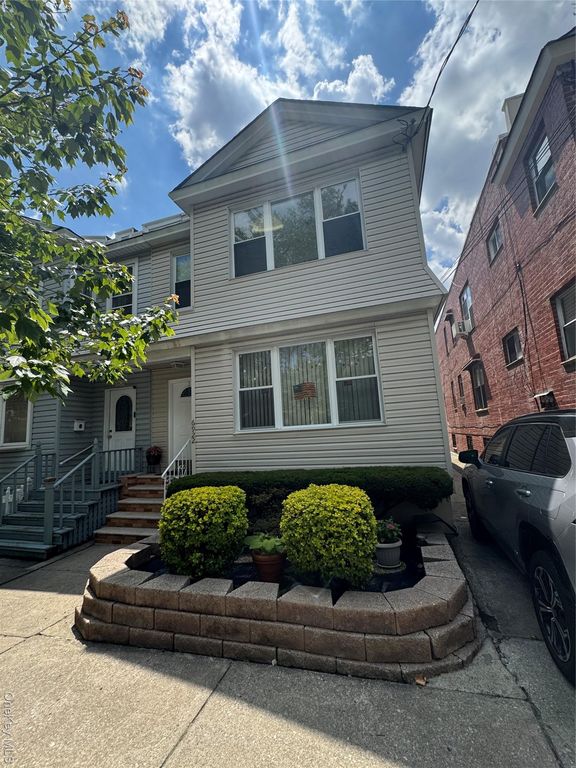 6922 64th Place 1, Ridgewood, NY 11385