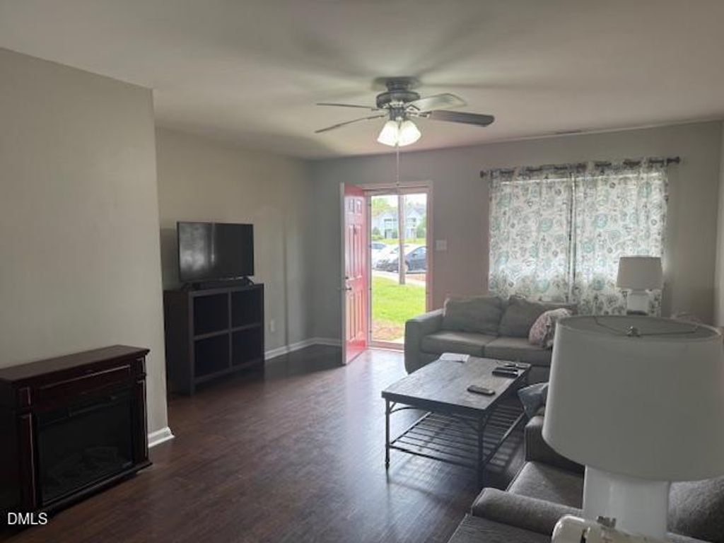200 Old Spring Hill Lane 200, Fuquay Varina, NC 27526
