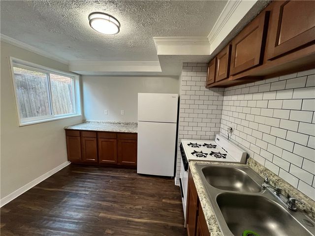 11256 Azalea Dr, Penn Hills, PA 15235