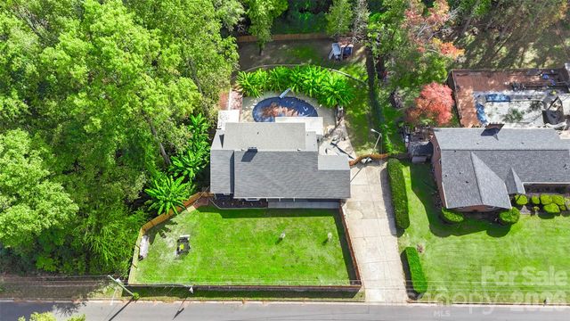 2221 Glenwood Drive, Gastonia, NC 28054