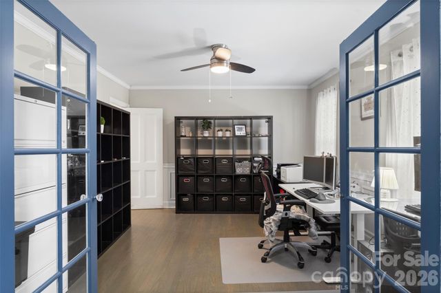 2221 Glenwood Drive, Gastonia, NC 28054