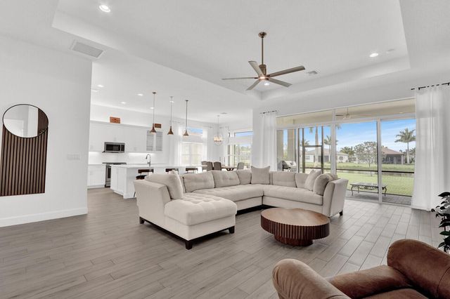 9939 Great Barrier Trail, Boynton Beach, FL 33473