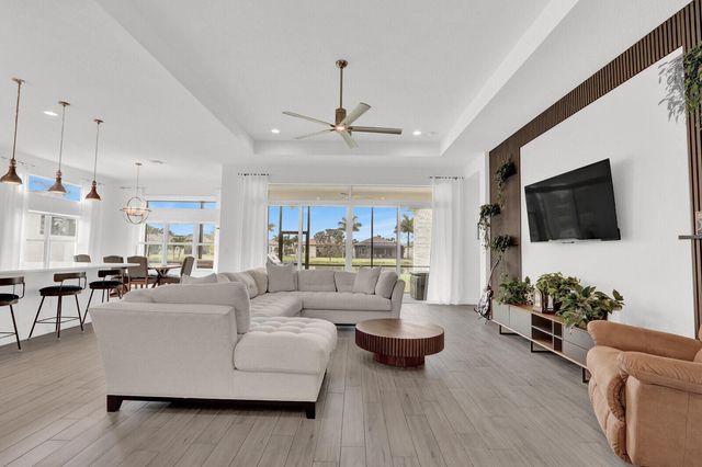 9939 Great Barrier Trail, Boynton Beach, FL 33473