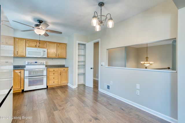 1618 Whittaker Rd, Crestwood, KY 40014