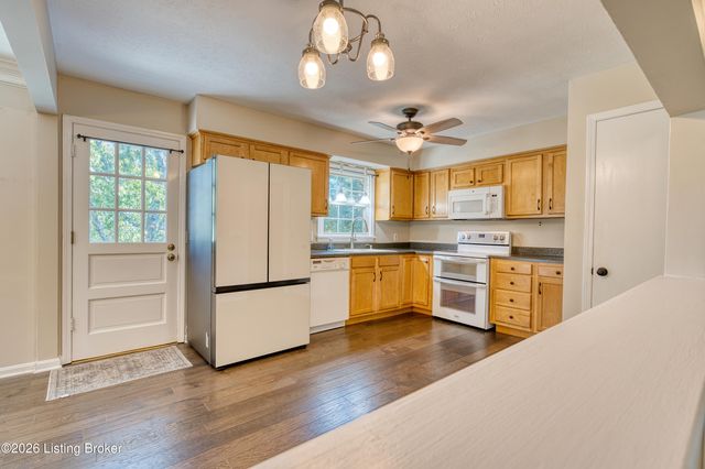 1618 Whittaker Rd, Crestwood, KY 40014