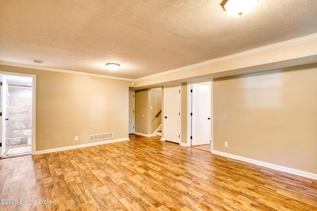 1618 Whittaker Rd, Crestwood, KY 40014
