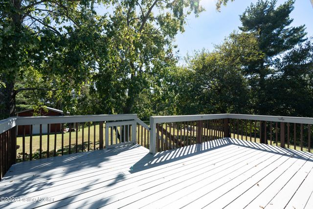 1618 Whittaker Rd, Crestwood, KY 40014