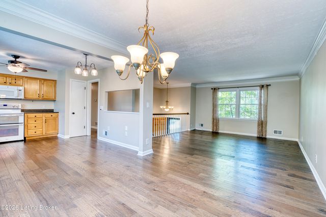 1618 Whittaker Rd, Crestwood, KY 40014