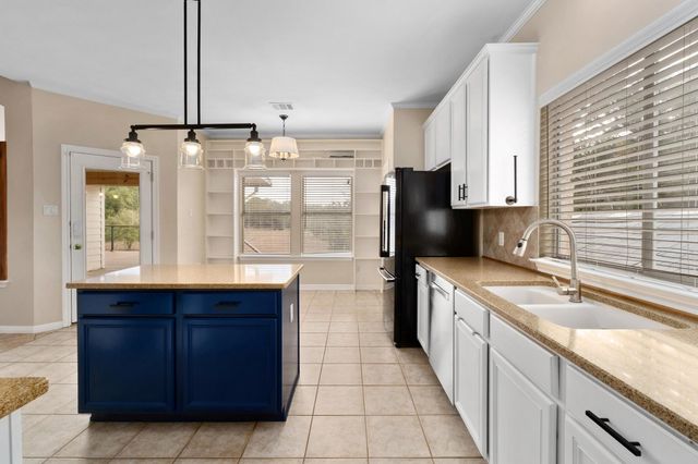 1021 Westland Ridge RD, Dripping Springs, TX 78620