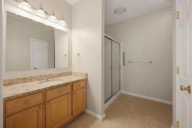65 Grey Wolf Drive 65, Franklin, MA 02038