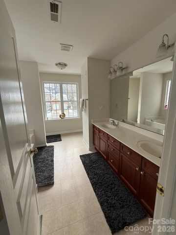 4035 Caldwell Ridge Parkway, Charlotte, NC 28213