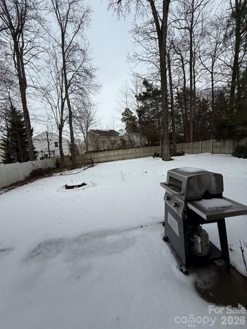 4035 Caldwell Ridge Parkway, Charlotte, NC 28213