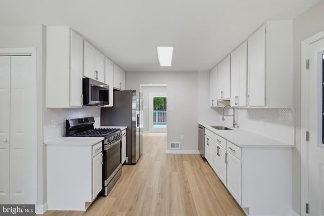 408 E TANTALLON DR, Fort Washington, MD 20744