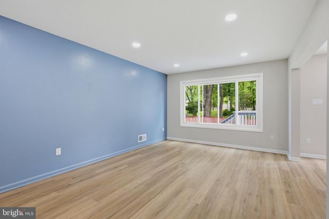 408 E TANTALLON DR, Fort Washington, MD 20744