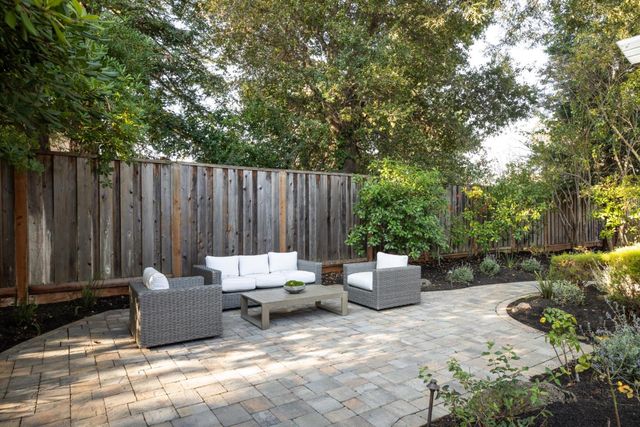 1470 Aura Way, Los Altos, CA 94024