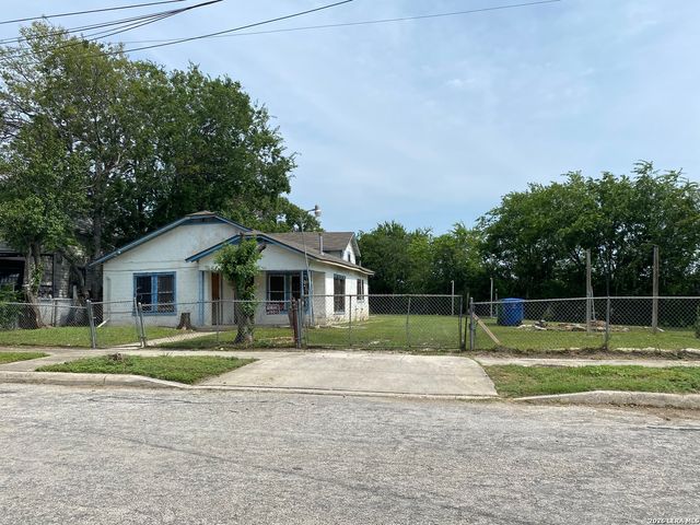 1315 MONTEREY ST, San Antonio, TX 78207