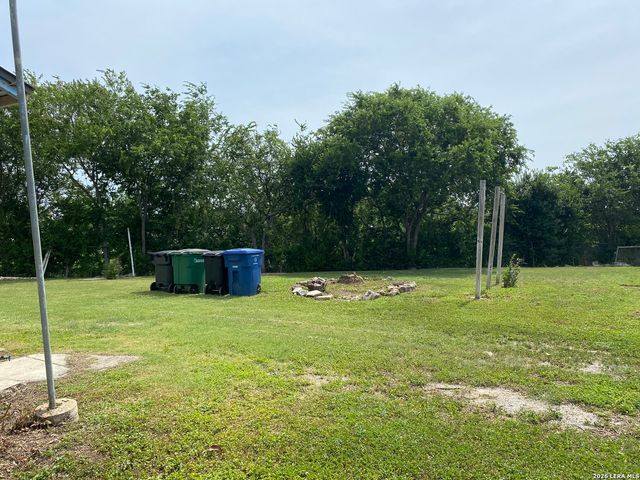 1315 MONTEREY ST, San Antonio, TX 78207
