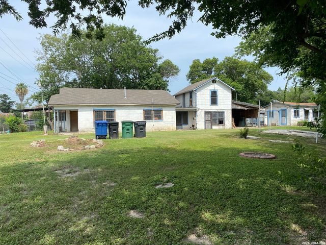 1315 MONTEREY ST, San Antonio, TX 78207