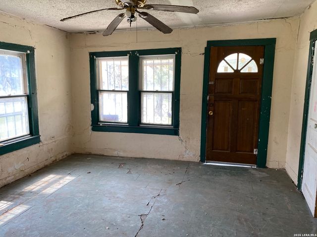 1315 MONTEREY ST, San Antonio, TX 78207