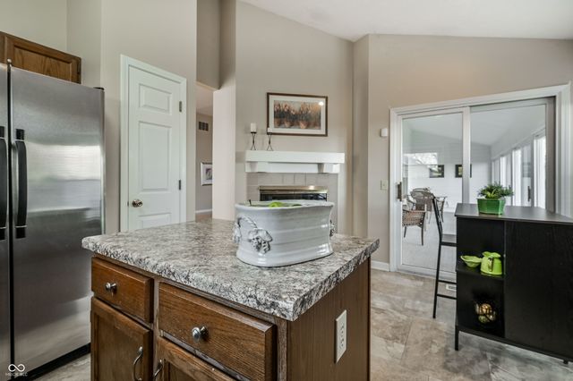 8802 Saddle Court, Indianapolis, IN 46256