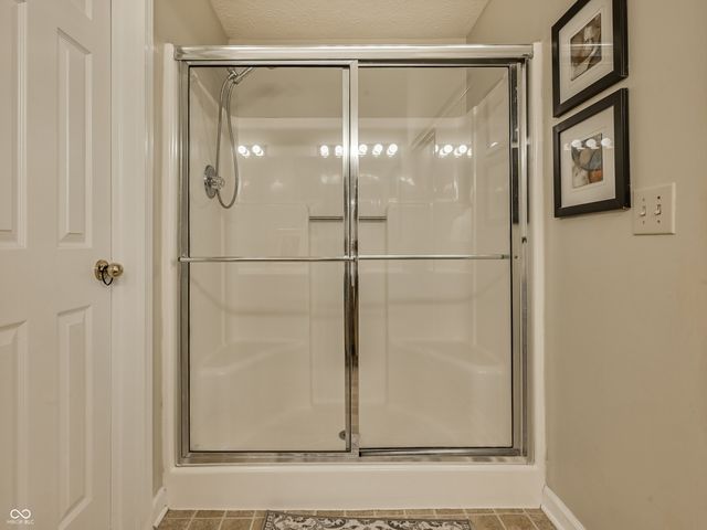 8802 Saddle Court, Indianapolis, IN 46256