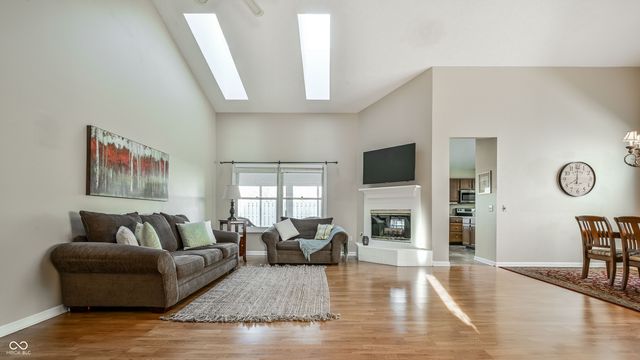 8802 Saddle Court, Indianapolis, IN 46256