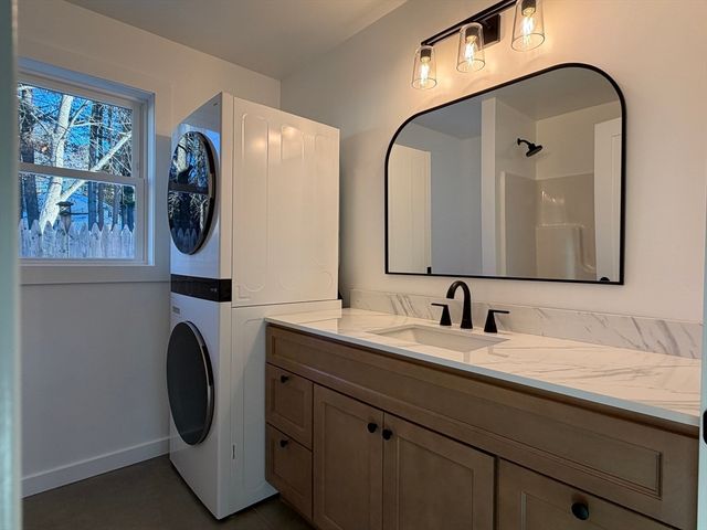 68 Acadia Road, Gardner, MA 01440