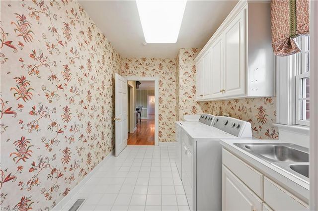 1259 Murphys Mill RD, Suffolk, VA 23434