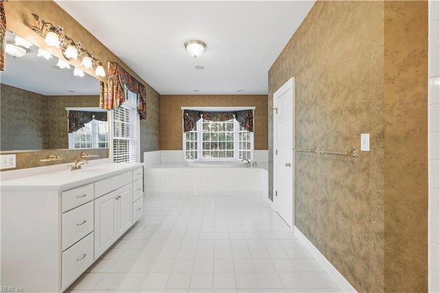 1259 Murphys Mill RD, Suffolk, VA 23434