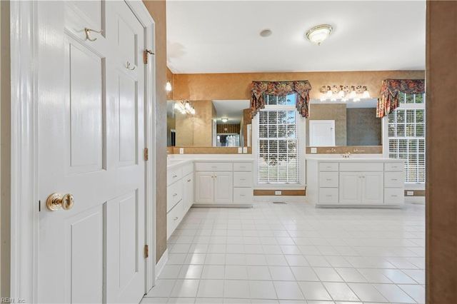 1259 Murphys Mill RD, Suffolk, VA 23434