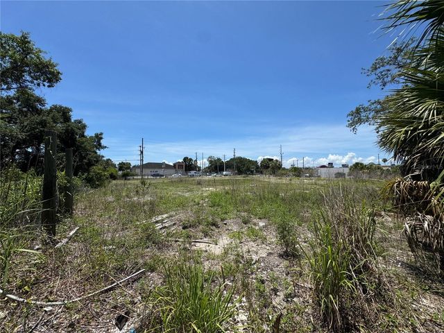 8725 W WATERS AVENUE, Tampa, FL 33615