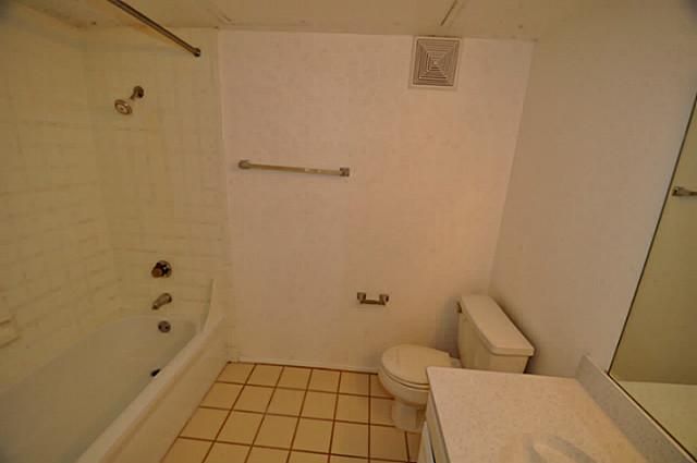 2610 Lakehill Lane 12b, Carrollton, TX 75006