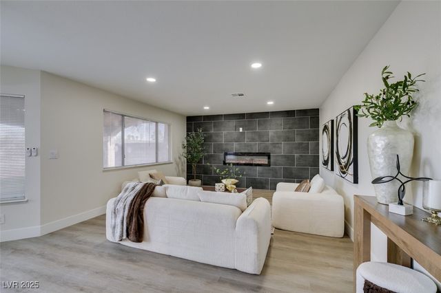 1166 Little Sidnee Drive, Las Vegas, NV 89123