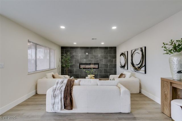 1166 Little Sidnee Drive, Las Vegas, NV 89123