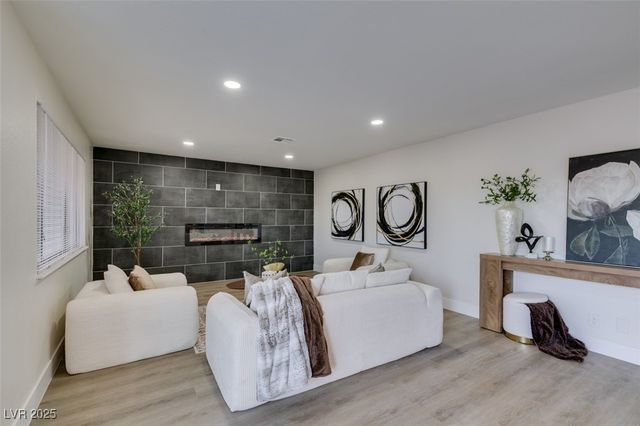 1166 Little Sidnee Drive, Las Vegas, NV 89123