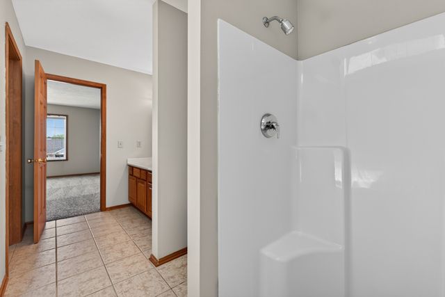 676 ELBERON Way, Roscoe, IL 61073