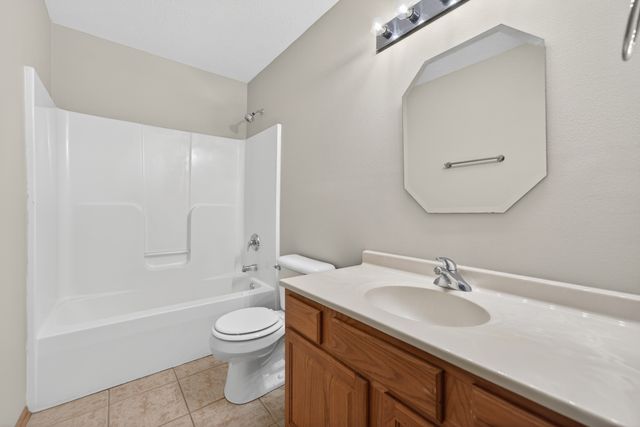 676 ELBERON Way, Roscoe, IL 61073
