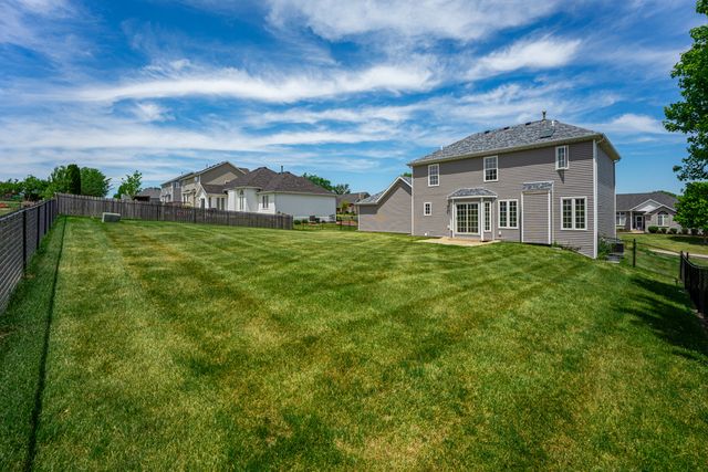 676 ELBERON Way, Roscoe, IL 61073