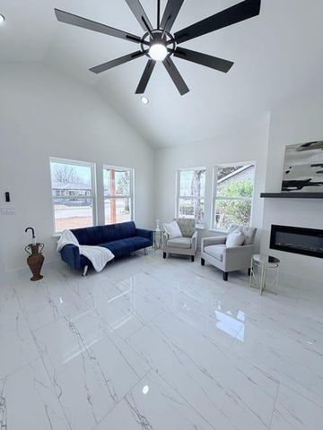 325 SE 19th Street, Oklahoma City, OK 73129