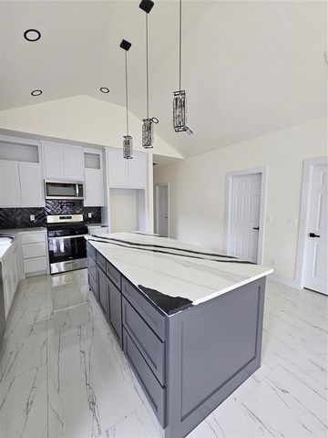 325 SE 19th Street, Oklahoma City, OK 73129