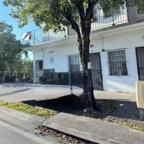 1601 NW 62nd St 21, Miami, FL 33147