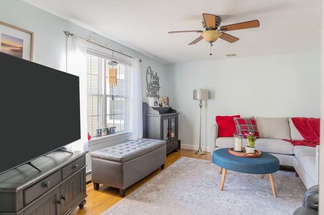 32 Hedge Rd C, Plymouth, MA 02360