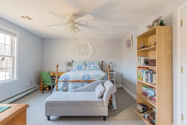 32 Hedge Rd C, Plymouth, MA 02360