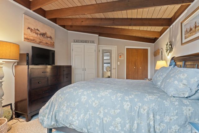 61560 Druid Lane, South Bend, IN 46614