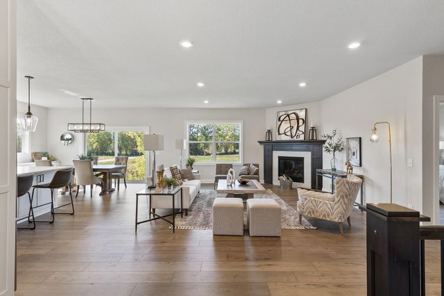 20105 Glenbrook Path, Lakeville, MN 55044