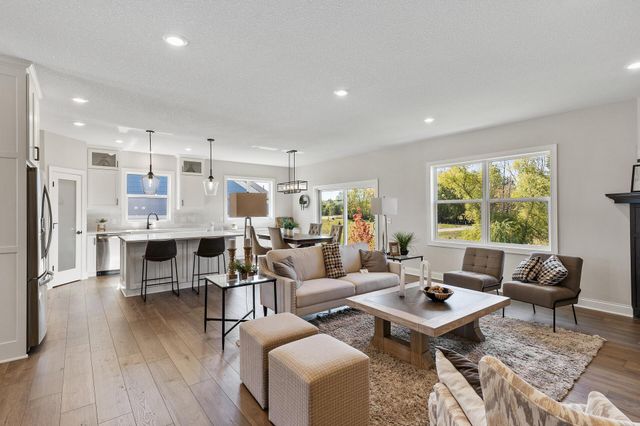 20105 Glenbrook Path, Lakeville, MN 55044